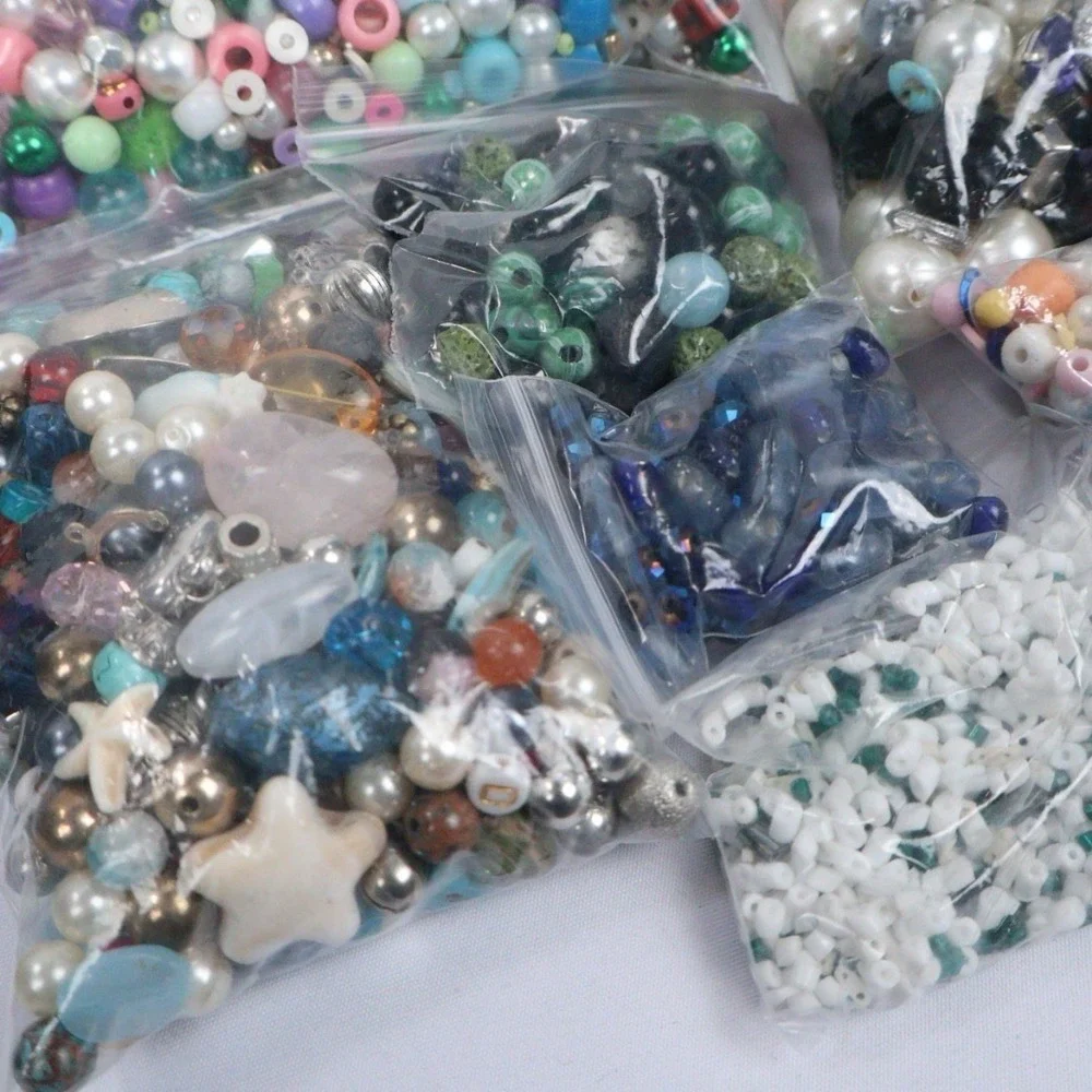 Bulk Mixed‎ Lot Beads 2 lbs Bead Soup Vtg & Modern Jewelry Finding Crafting